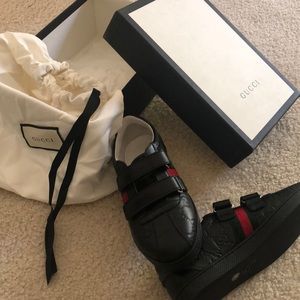 Gucci kids shoes size 33